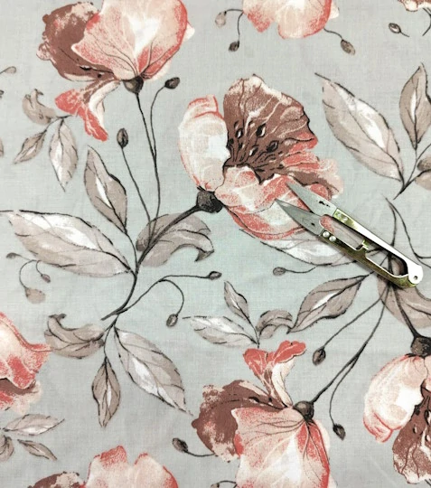 Bavlněná látka růže na šedé