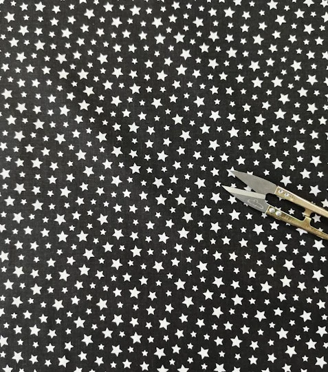 Bavlněná látka hvězdičky na černé