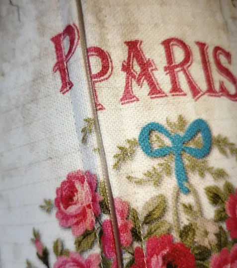 Dekorační polštář Paris 45 x 45 cm