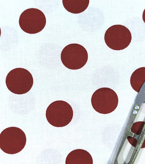 Bavlněná látka puntíky červené na bílé 2,5 cm