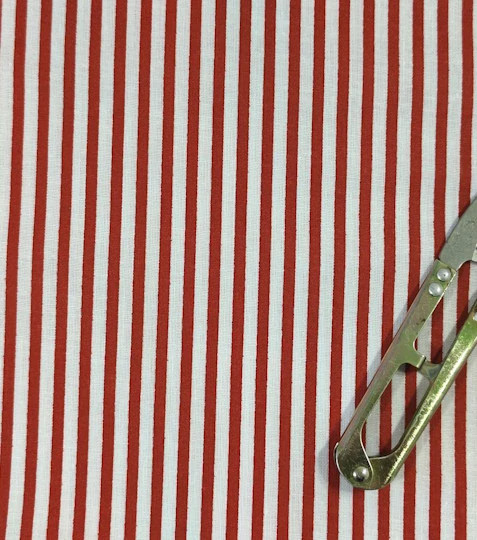 Bavlněná látka proužky červené 3 mm