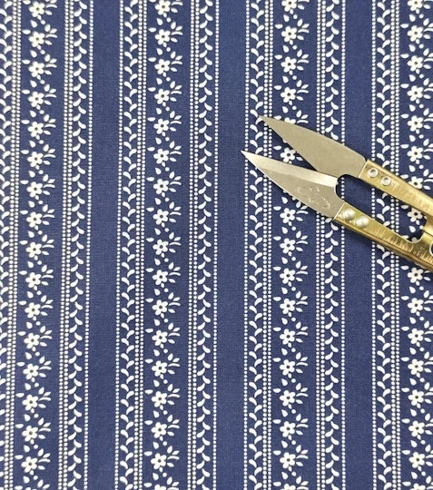 Bavlněná látka modrotisk pruhy