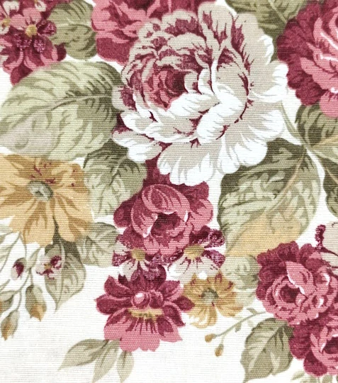 Dekorační látka kytice růží na smetanové