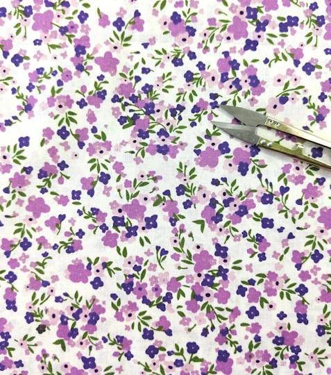 Bavlněná látka drobné kvítky fialové
